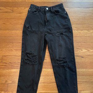 NWT Missguided Black Petite Busted Mom Jeans Size 2